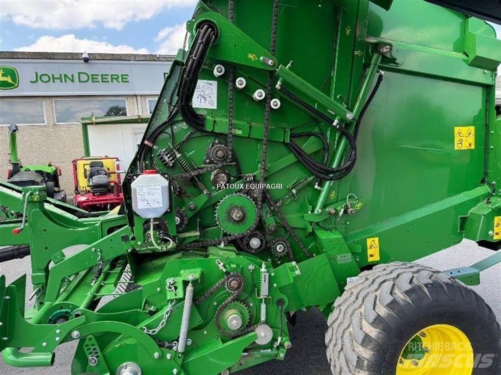 John Deere V461M 원형 곤포기
