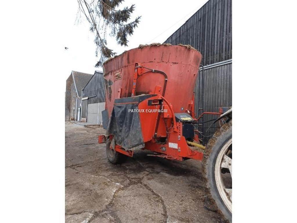 Kuhn 1070 믹서 피더