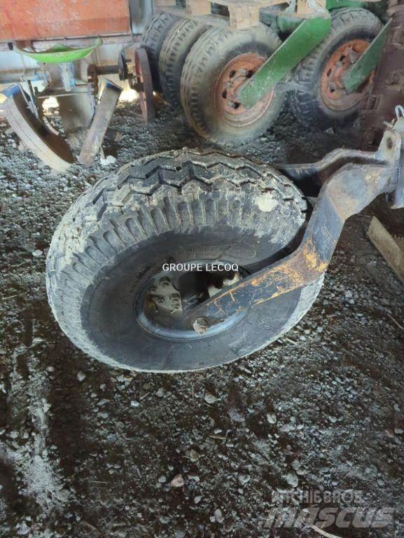 Kuhn VM 180 기존 플로우(쟁기)