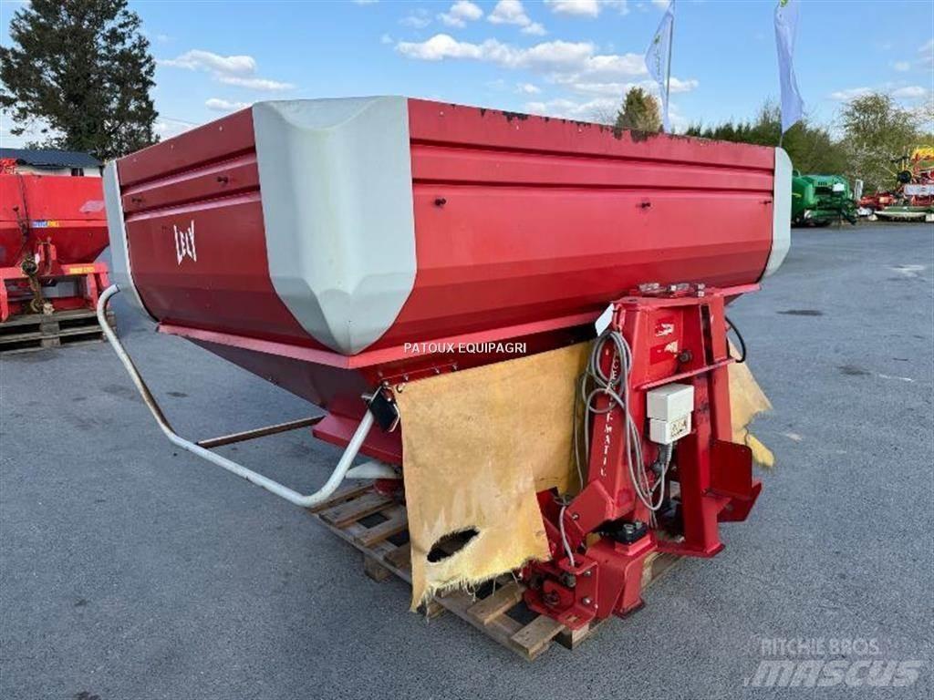 Lely CENTERLINER 미네랄 살포기