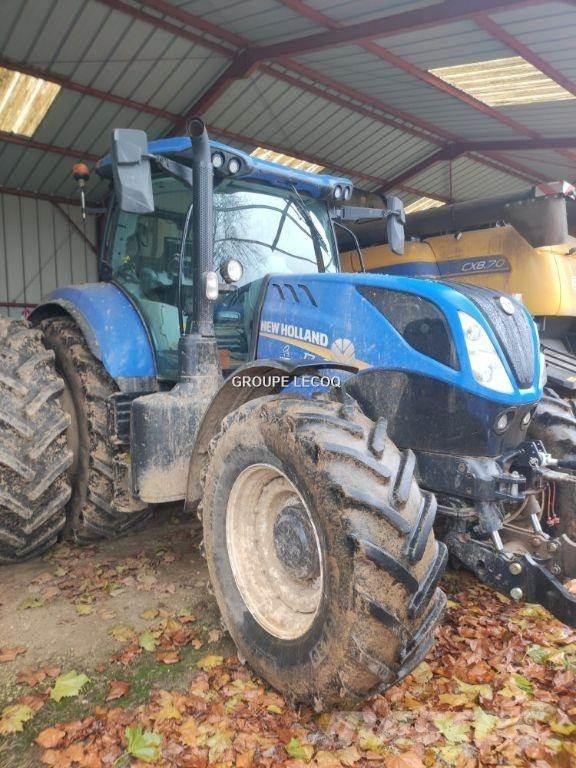 New Holland T7.210 트랙터