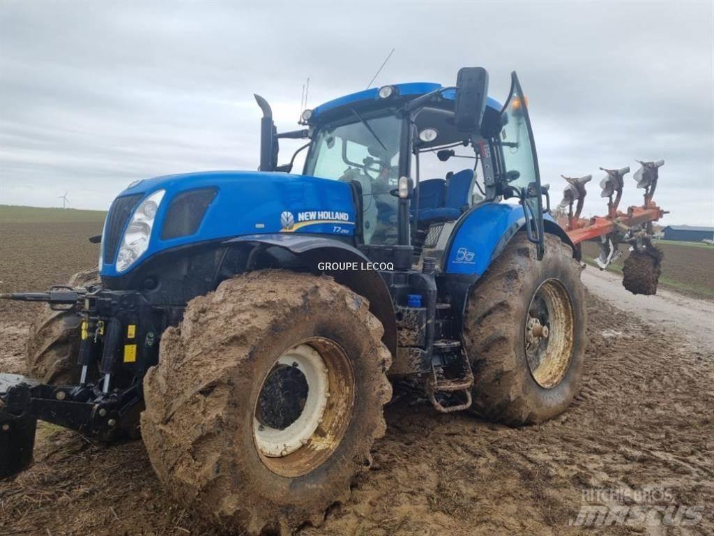 New Holland T7.250 트랙터