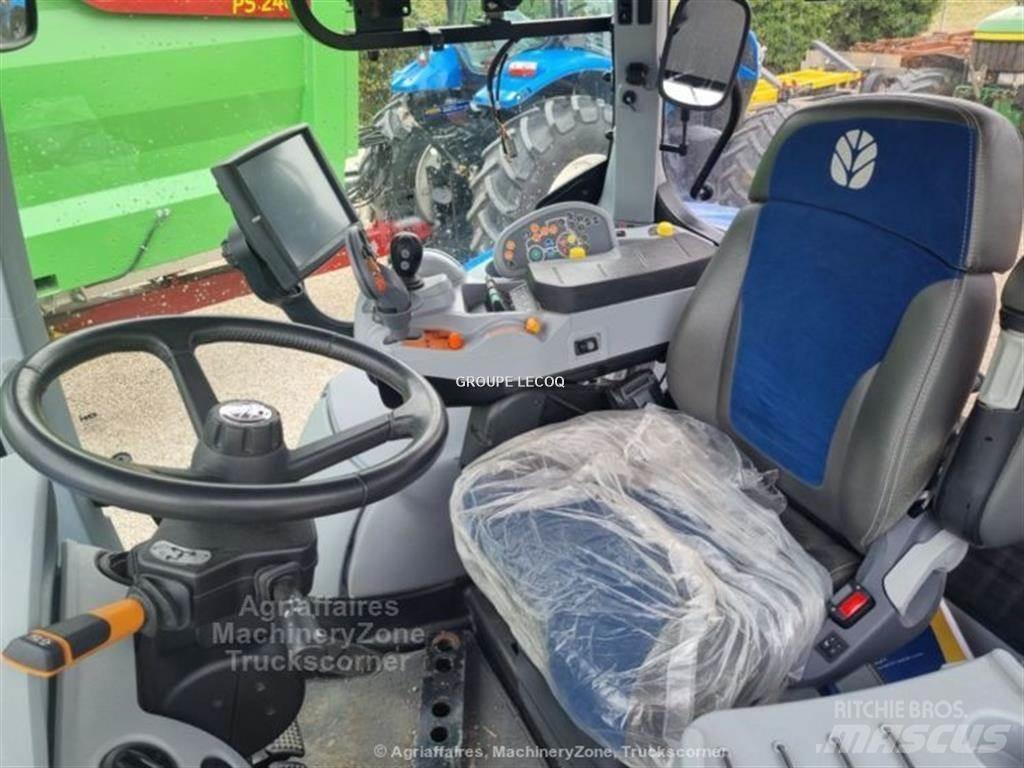 New Holland T7.270 트랙터