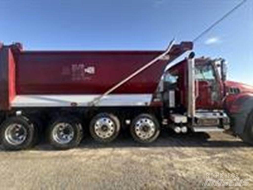 Mack GR104FR 덤프 트럭