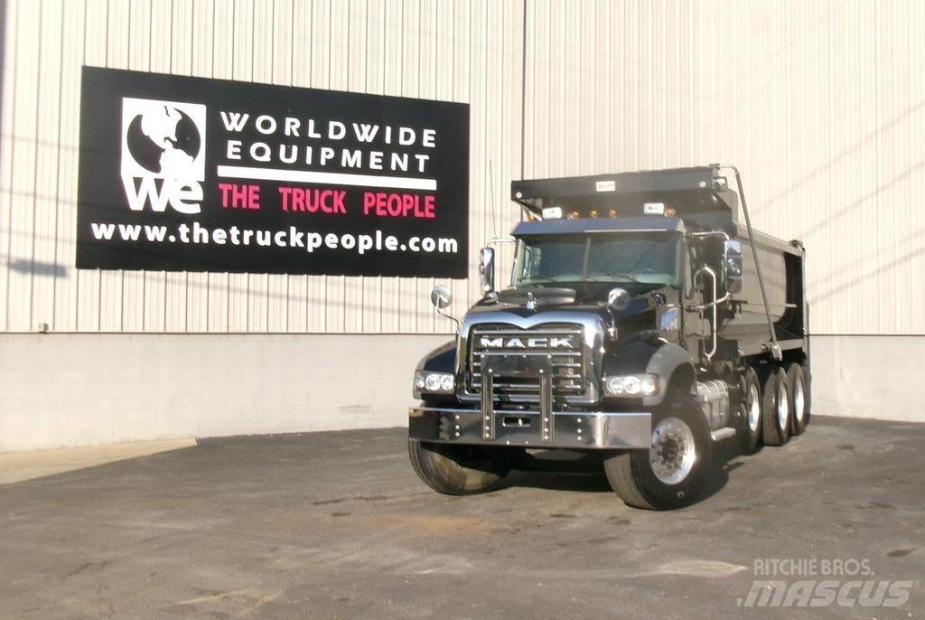 Mack GR64F 덤프 트럭