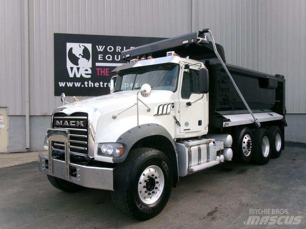 Mack Granite 덤프 트럭