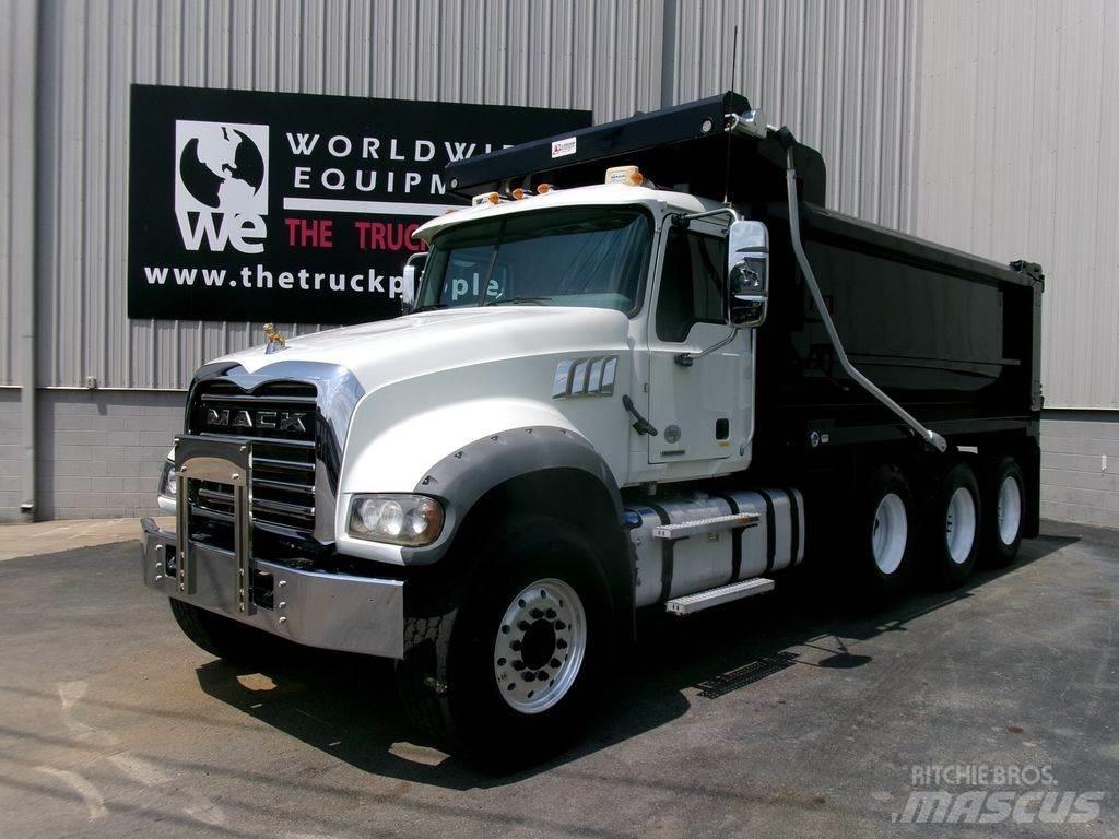 Mack Granite 덤프 트럭