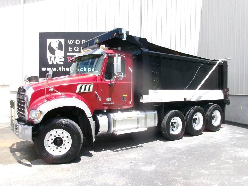 Mack GU 713 덤프 트럭