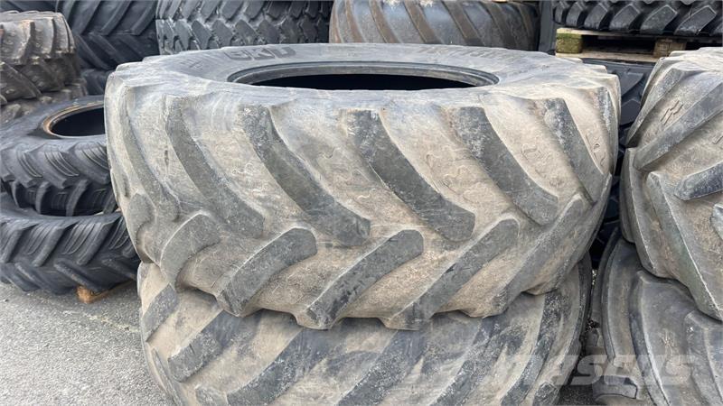 BKT 710/75R42 타이어, 휠 및 림
