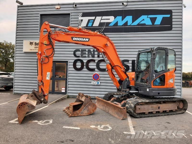 Doosan DX85R-3 소형 굴삭기 7톤 미만