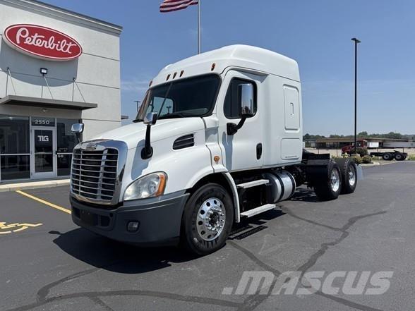 Freightliner CASCADIA 116 트랙터 유닛
