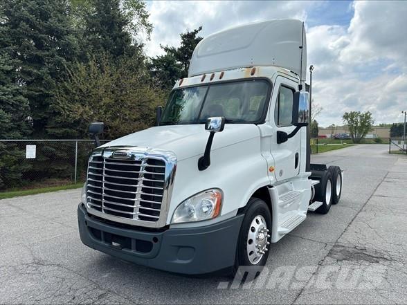 Freightliner CASCADIA 125 트랙터 유닛