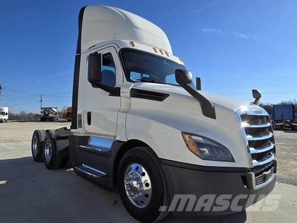 Freightliner CASCADIA 126 트랙터 유닛