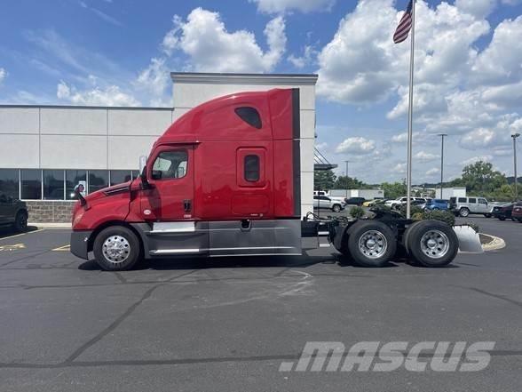 Freightliner CASCADIA 126 트랙터 유닛