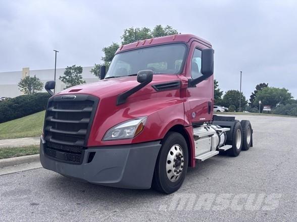 Freightliner CASCADIA 126 트랙터 유닛