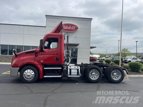 Freightliner CASCADIA 126 트랙터 유닛