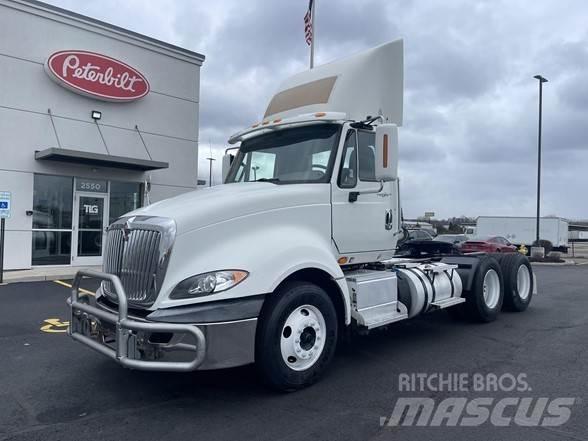 International PROSTAR 트랙터 유닛