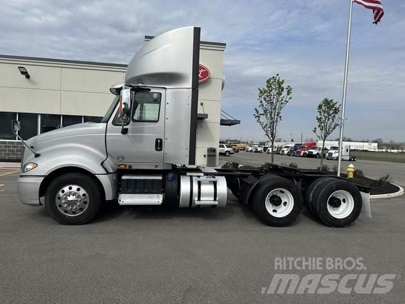 International PROSTAR 트랙터 유닛
