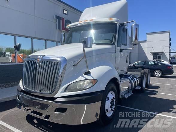 International PROSTAR 트랙터 유닛
