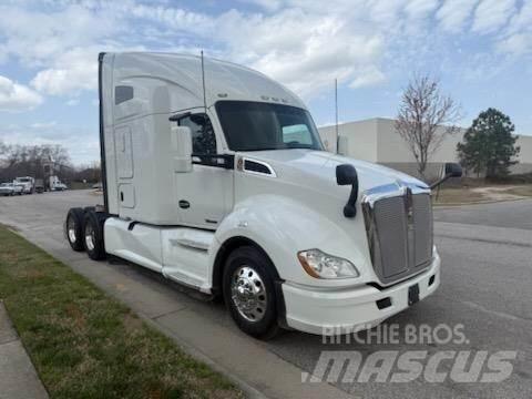 Kenworth T680 트랙터 유닛