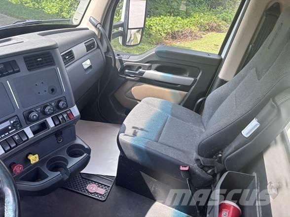 Kenworth T680 트랙터 유닛
