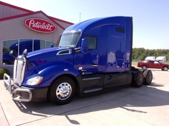Kenworth T680 트랙터 유닛
