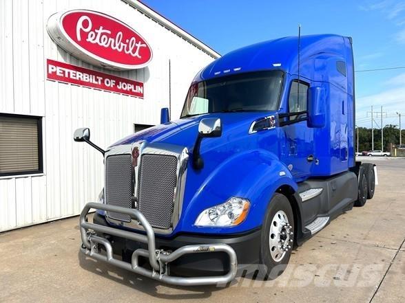 Kenworth T680 트랙터 유닛