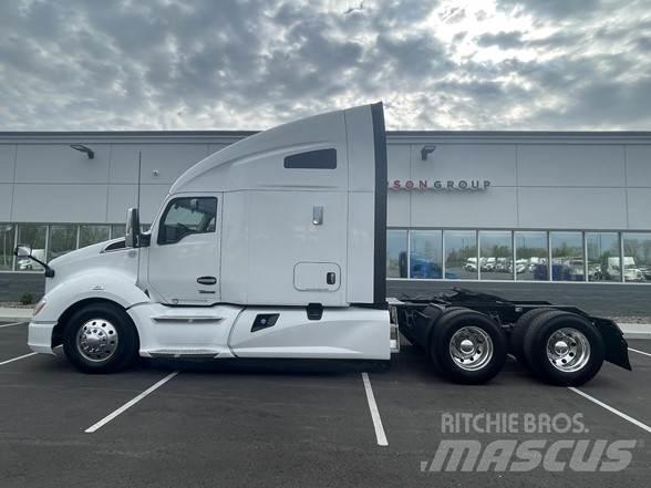 Kenworth T680 트랙터 유닛