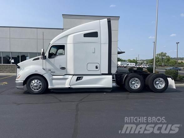 Kenworth T680 트랙터 유닛