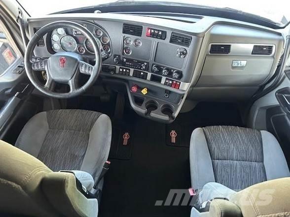 Kenworth T680 트랙터 유닛