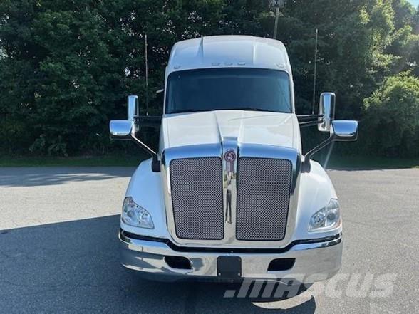Kenworth T680 트랙터 유닛