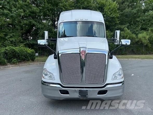 Kenworth T680 트랙터 유닛