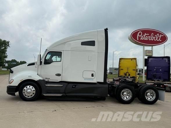 Kenworth T680 트랙터 유닛