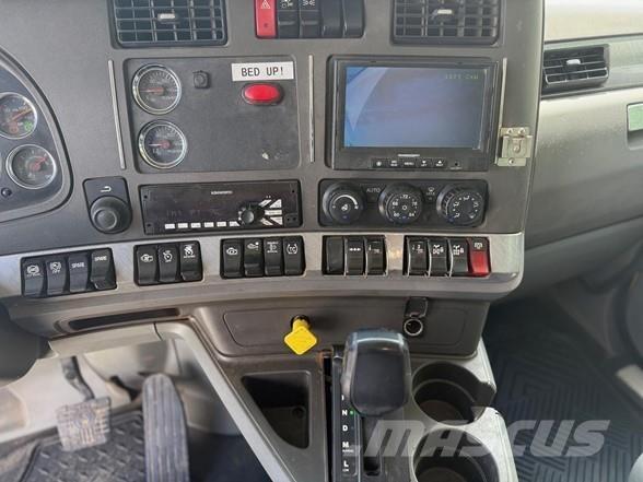 Kenworth T880 덤프 트럭