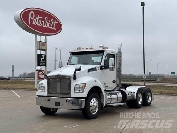 Kenworth T880 트랙터 유닛