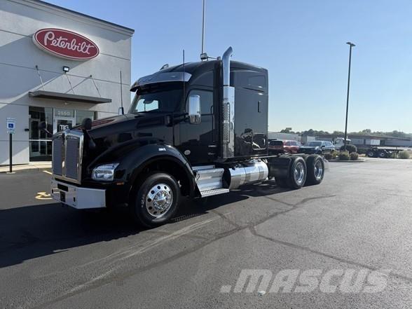 Kenworth T880 트랙터 유닛
