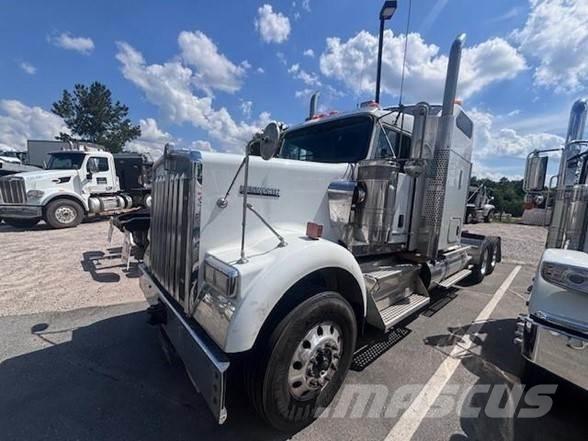 Kenworth W900B 트랙터 유닛
