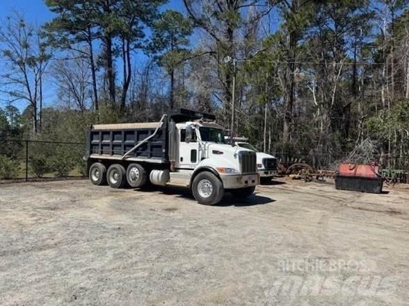 Peterbilt 348 덤프 트럭