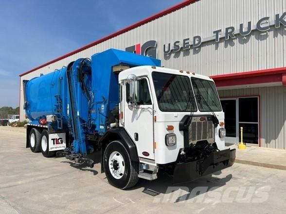 Peterbilt 520 폐기물 수거 트럭