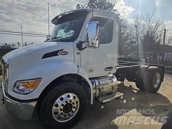 Peterbilt 536 트랙터 유닛
