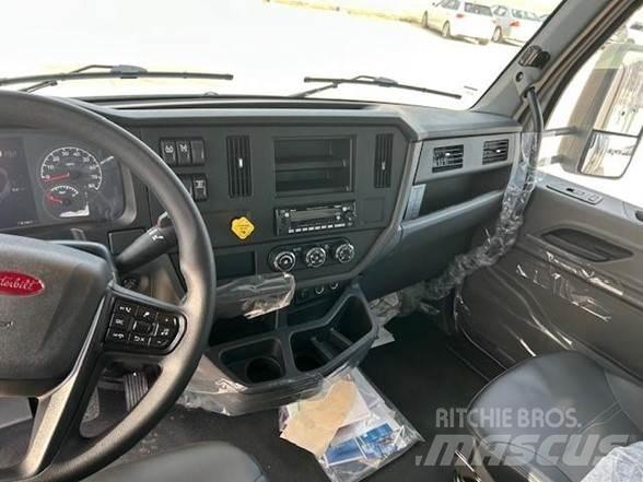 Peterbilt 536 건설 장비 - 기타