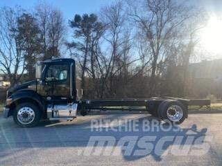 Peterbilt 536 새시 운전실 트럭