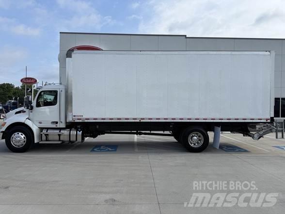 Peterbilt 536 탑차 트럭