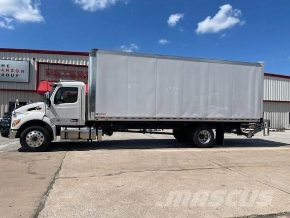 Peterbilt 536 탑차 트럭