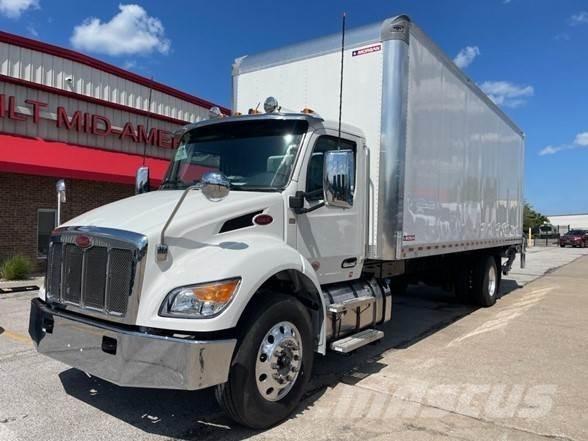 Peterbilt 536 탑차 트럭