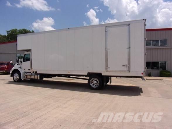 Peterbilt 536 탑차 트럭