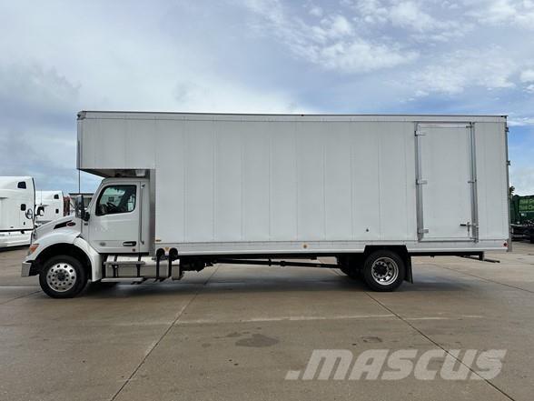 Peterbilt 536 탑차 트럭