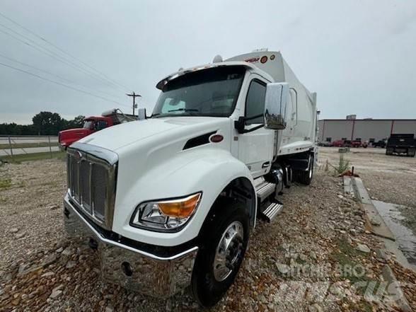 Peterbilt 537 폐기물 수거 트럭