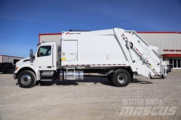 Peterbilt 537 폐기물 수거 트럭