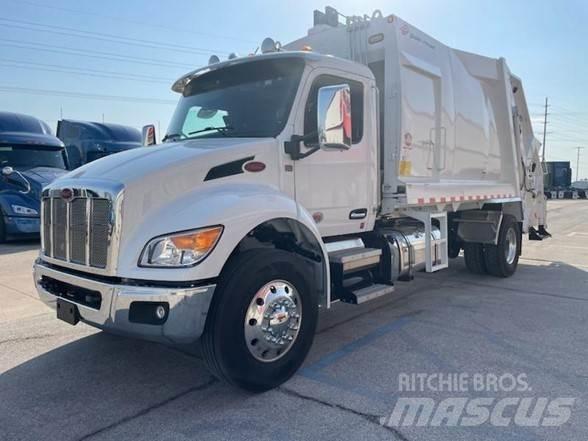 Peterbilt 537 폐기물 수거 트럭